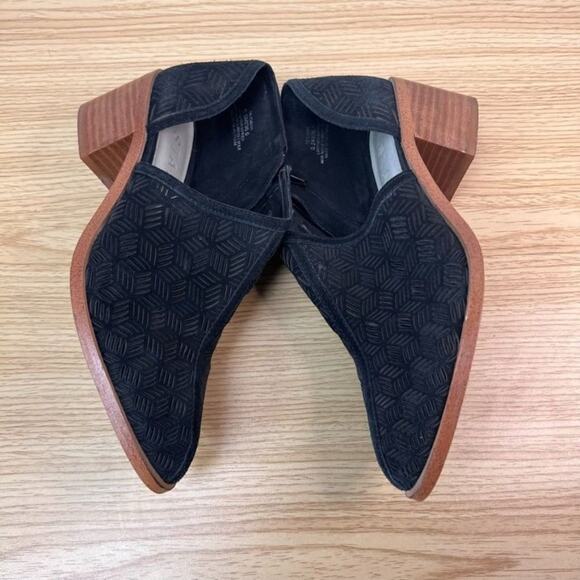 1 State Iddah Booties Women's 6.5 Black Perforated Leather Cutaway Ankle - Picture 6 of 13